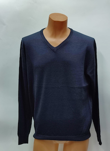 Berlin V Neck Merino Jumper-Navy/Black