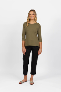 Vassalli Boat Neck 3/4 Sleeve Top-Olive