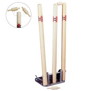 Gray Nicolls Spring Loaded Stumps set