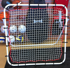 Sporting equipment: Rebound net 4ft x 4ft Freestanding