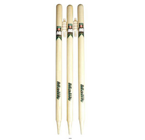 Sporting equipment: MB Wooden Stump Set