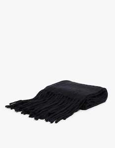 Clothing: The Scarf - Black