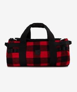 Clothing wholesaling: Cardrona Duffle Bag