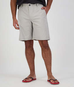 Clothing wholesaling: Men's Omaha V2 Hybrid Walk Shorts