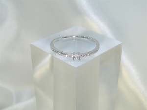 Internet only: Mini Solitaire 925 Sterling Silver Ring