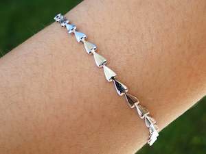 Internet only: Little Triangles White Rhodium plated Bracelet