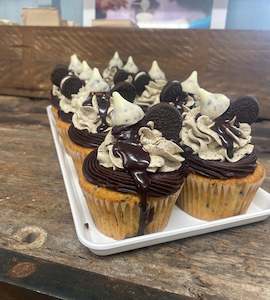 Cookies & Cream Cupcakes