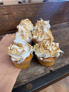 Lemon Meringue Cupcake