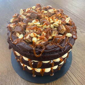 Chocolate Snickers Cake