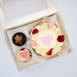 V Day Cake & Cupcake Bento Box