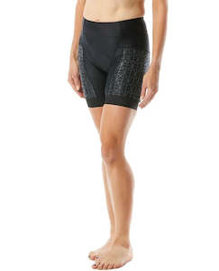 Womens Competitor 6 Inch Tri Short Black Tyr