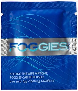 Wetsuit Accessories: FOGGIES - ANTI FOG TOWELETTES