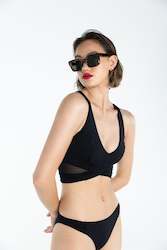 Clothing: The Dip Top Black