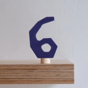 Toy: Wooden Number Six Decoration