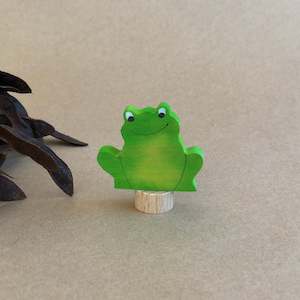 Frog ~ Celebration Ring Decoration ~ Grimms