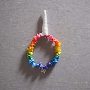 Toy: UNICORN SILK GARLAND ~ RAINBOW ~ SARAH'S SILKS