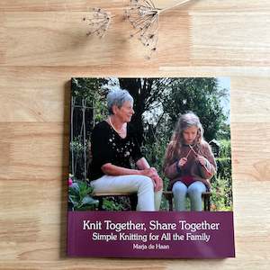 KNIT TOGETHER, SHARE TOGETHER ~ MARJA DE HAAN