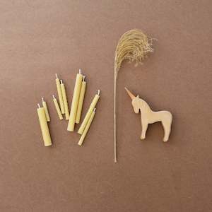 BEESWAX CANDLE ROLLING KIT with decorative wax