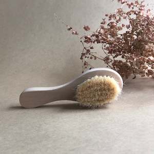 WOODEN DOLL'S HAIR BRUSH ~ OLLI ELLA