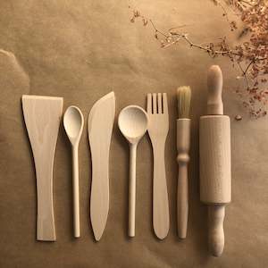 WOODEN COOKING SET