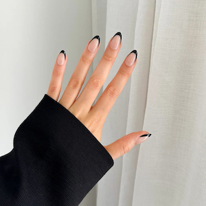 Pressing Nails-Black Tip (gel) - Tan in The City