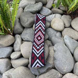 Maroon Pātiki