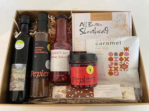 A Medium Gourmet Food Gift Box 2