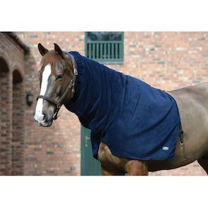 Weatherbeeta Cosy Deluxe Fleece Neck Rug