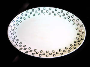 cape point medium oval platter flecked