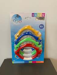 Swimming pool operation: Intex Dive Rings