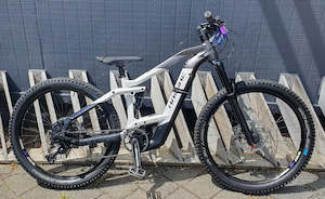 Bicycle and accessory: 2022 Haibike full 7 8.0 Small Frame, X Rental Sale