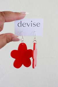 Devise Mary Quant Flower Earrings - Red