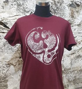 Jewellery: Te Ana T Shirt - Women's - Te Ana Māori Rock Art