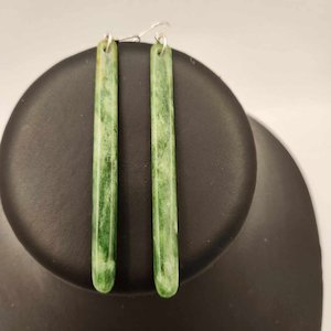 Earrings - Long Pounamu AS4 - Te Ana Māori Rock Art