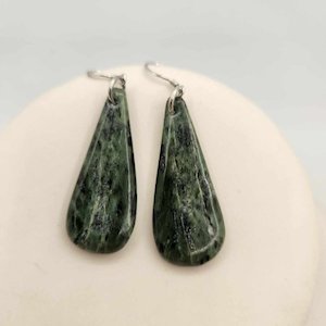 Earrings - Small Pounamu AS8 - Te Ana Māori Rock Art