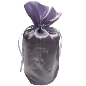 Tea wholesaling: Gift Wrapped In a Satin Bag