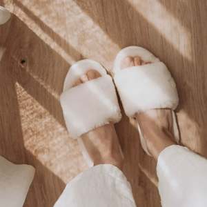 Kitchenware: EMU Mckay Slippers - Natural