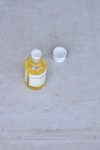 Country Kitchen Marshmallow & Rose Petal Facial Serum