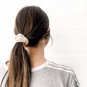 Health supplement: Bright Eyes Silk Hair Tie