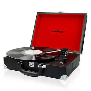 Audio Visual: mbeat Retro Briefcase-styled USB turntable recorder