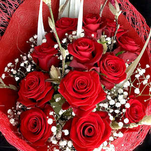 12 Red Roses