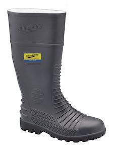 Industrial machinery and equipment: Blundstone 025