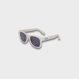 Sunglass: Pepi Ivory White