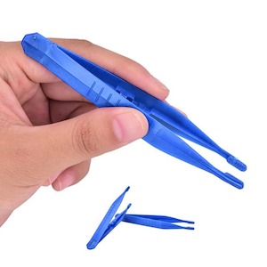 Plastic Tweezers (4.3”) - Pack of 5