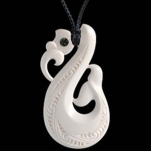 Large Whale Tail Manaia Bone Pendant with patterning