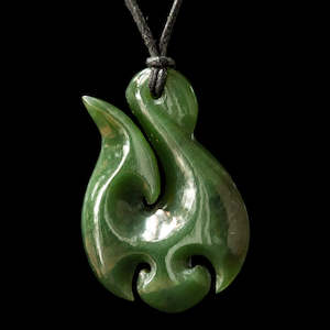 Hei Matau hook, Jade Pendant handcrafted NZ Pounamu