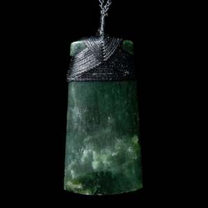 Pounamu Hei Toki Pendant