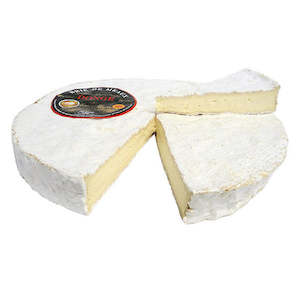 Brie De Meaux Donge