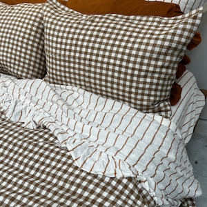 Toetoe Linen Pillowcase Pair - Biscuit Gingham