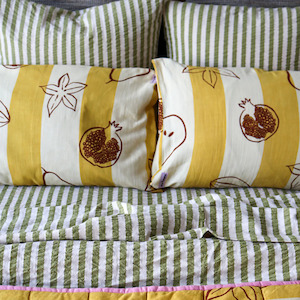 Standard Pillowcase Set - Winter Fruit